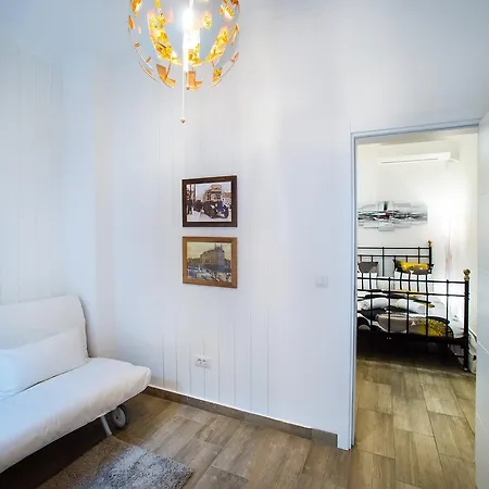 Apartment Central Charm 2Br And Modern Apt-All Is Walkable Belgrade