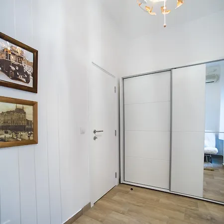 Central Charm 2Br And Modern Apt-All Is Walkable * Belgrade